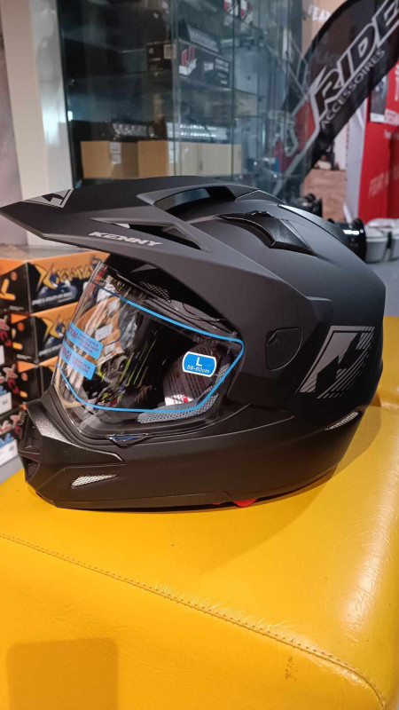 CASQUE EXTREME SOLID MATT BLACK